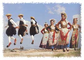 &Ocirc;he mood to celebrate and dance